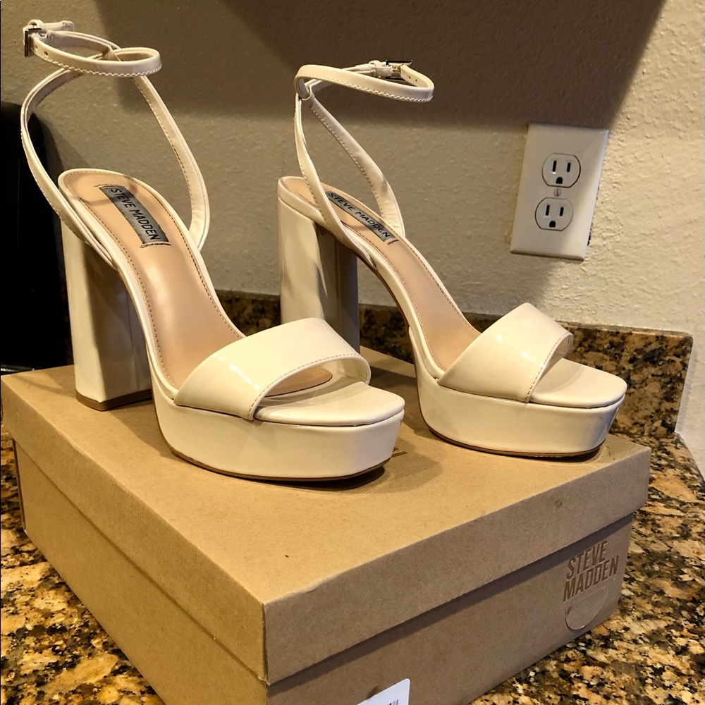 Lessa Bone Patent Heels by Steve Madden - 8.5